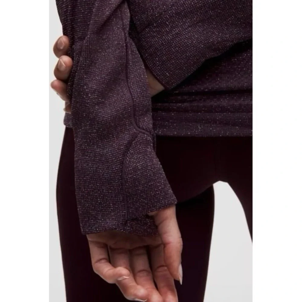 Swiftly Tech Long-Sleeve Shirt 2.0 Hip Length 10 Balck Plum/Rainbow‎ Lurex NWT
